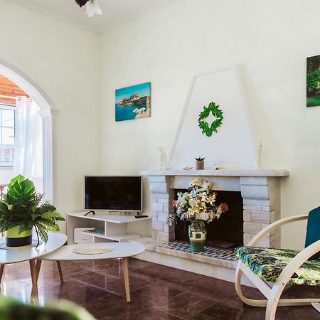 Achilleion Holiday Home Dış mekan fotoğraf